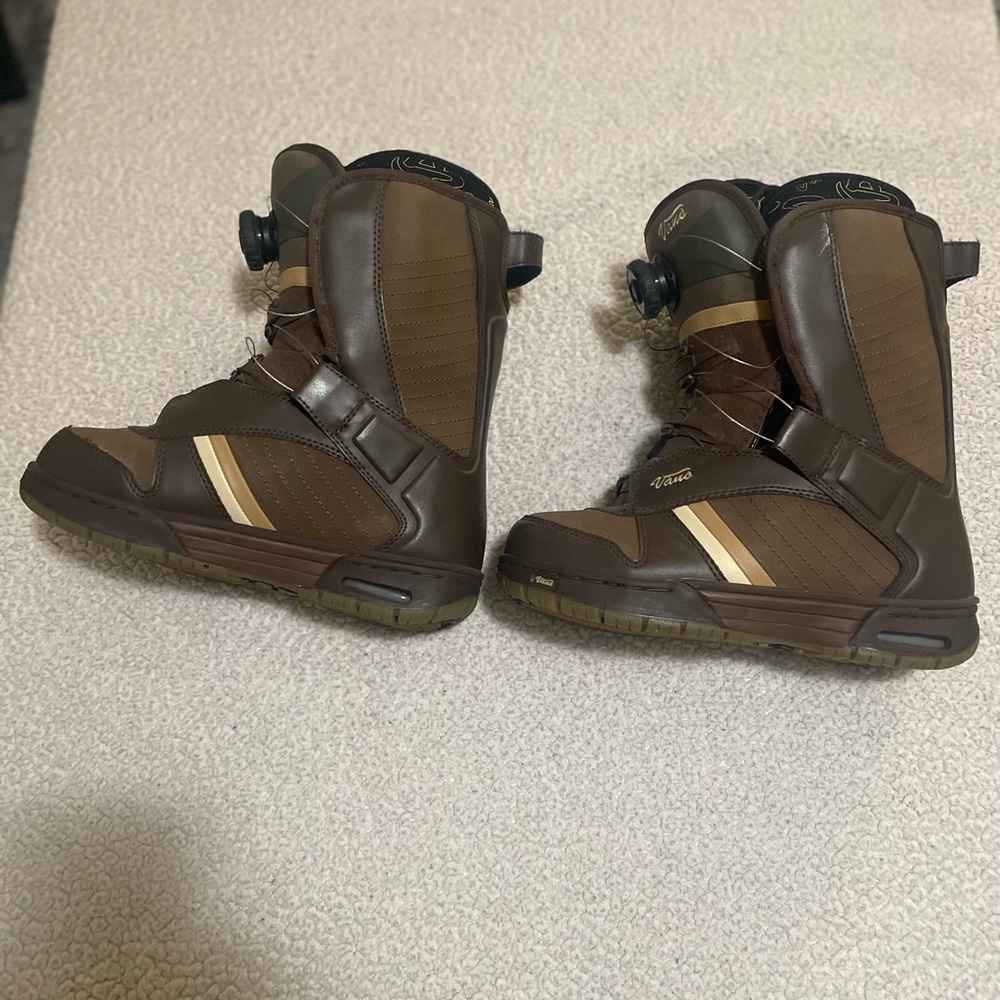 Vans Snowboarding Boots